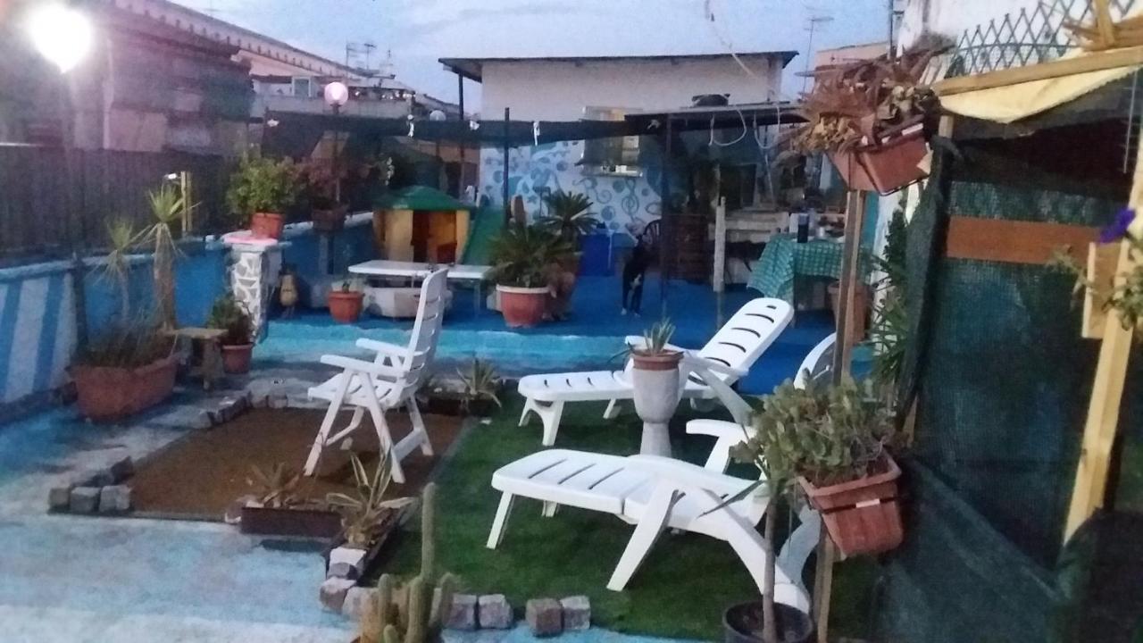 Rarisa Centro * Naples